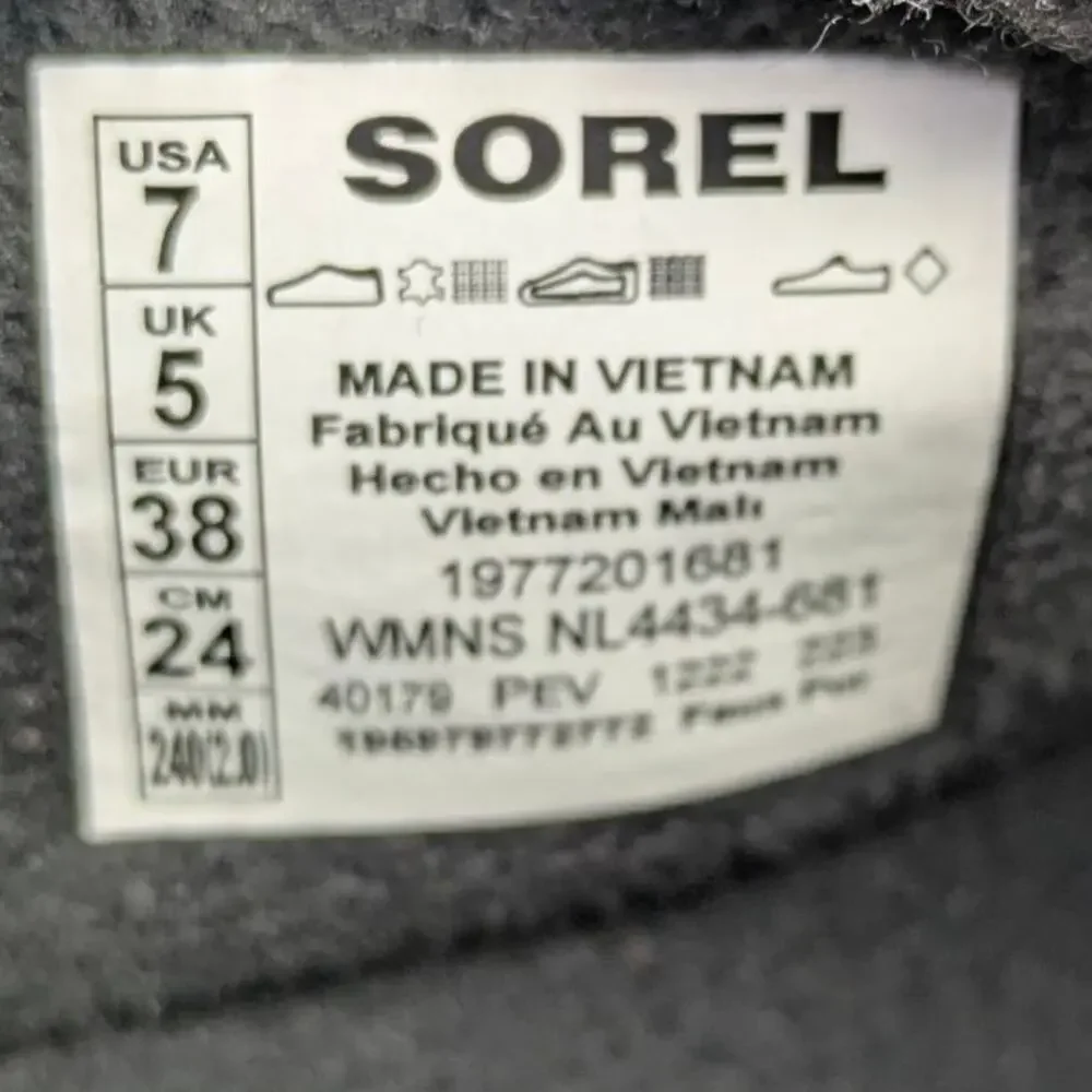 Sorel Out 'N' About III Conquest Boots Size 7  EUC   S3816